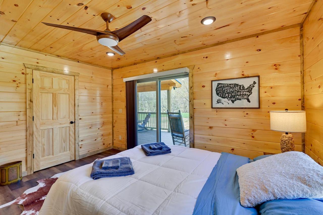 Riverside Beattyville Cabin With Kayaks And Fire Pit! Exterior photo